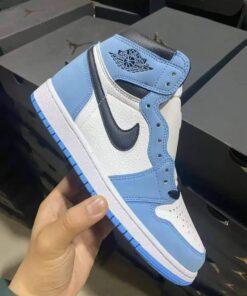 Nike Sneaker​