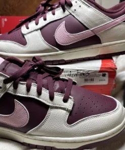 Sneaker Pallets