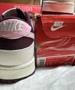 Sneaker Pallets