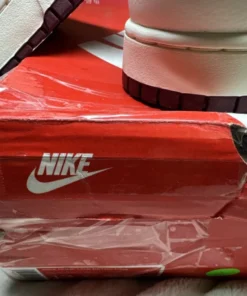 Sneaker Pallets