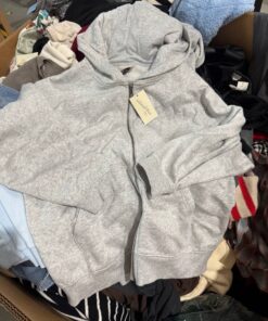 WOMEN'S WINTER - TARGET STORE