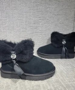 Ugg Mini Boots​